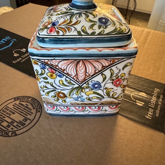 Colorful Ceramic Decorative Box - Picture 3 of 8